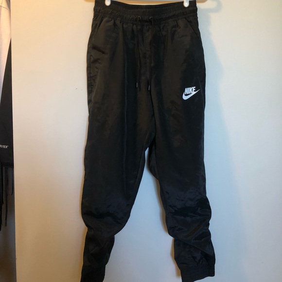 Nike small black pants - Picture 1 of 6